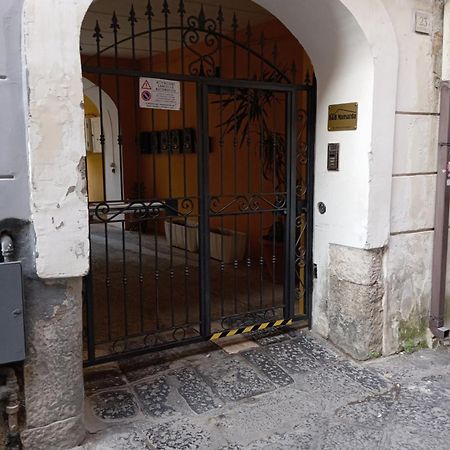 B&B Mansarda Caserta Exterior photo