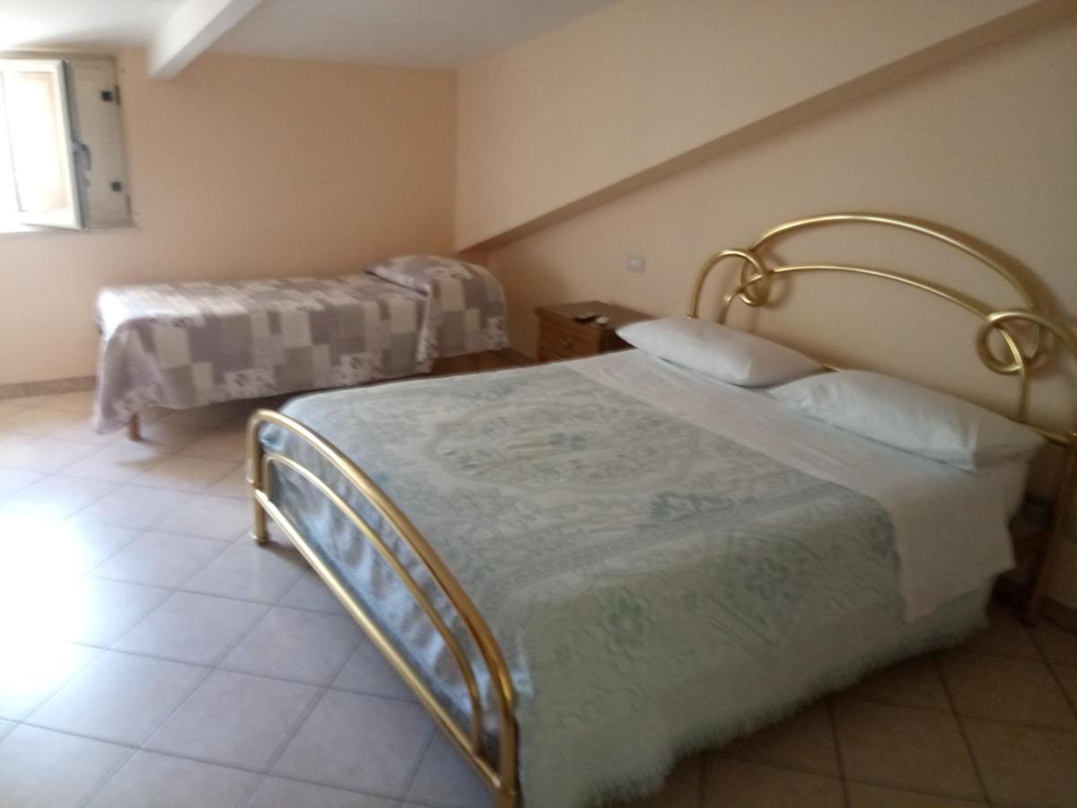 B&B Mansarda Caserta Exterior photo