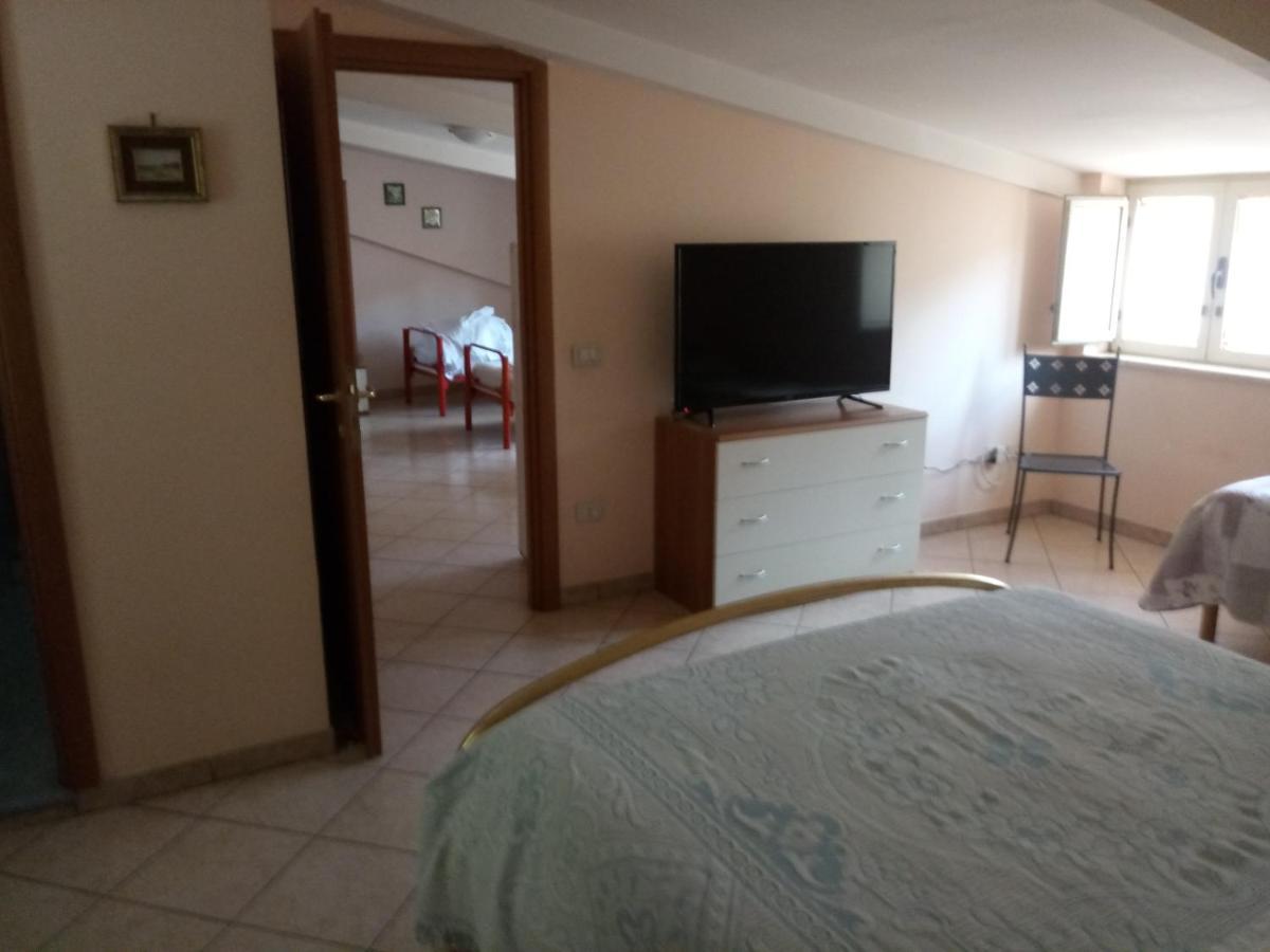 B&B Mansarda Caserta Exterior photo