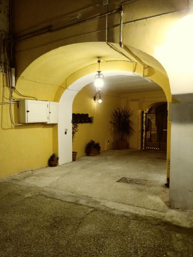 B&B Mansarda Caserta Exterior photo